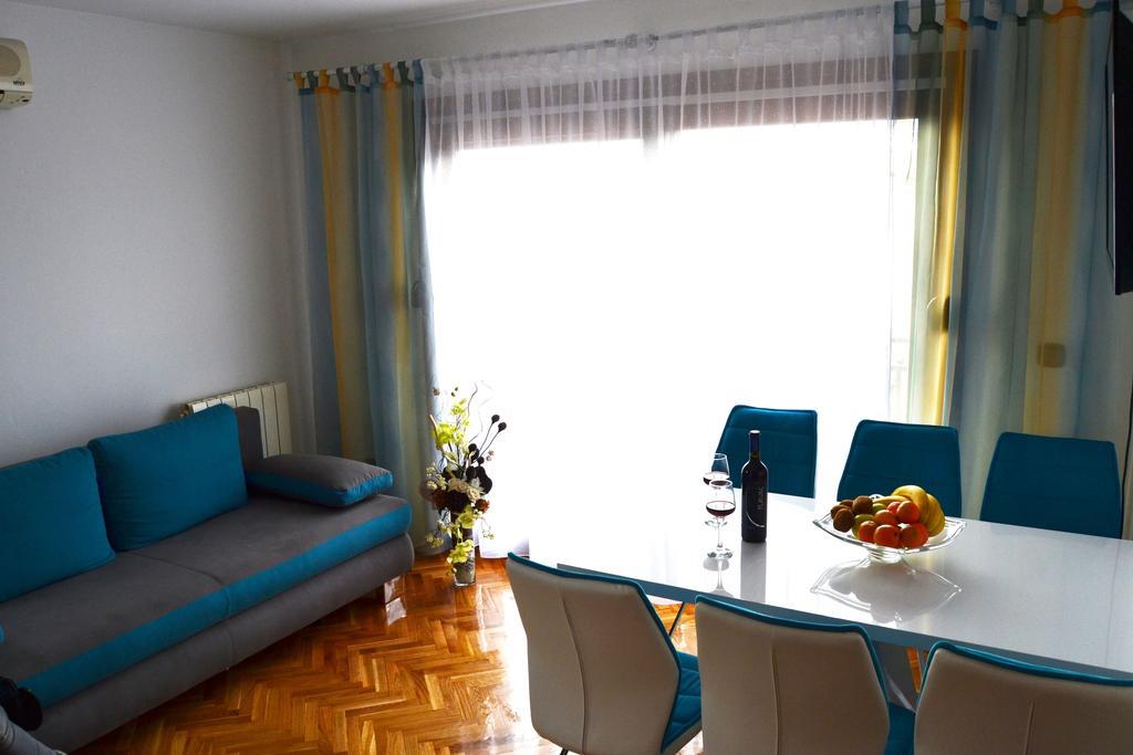 Apartments Mikulic Biograd Na Moru Extérieur photo