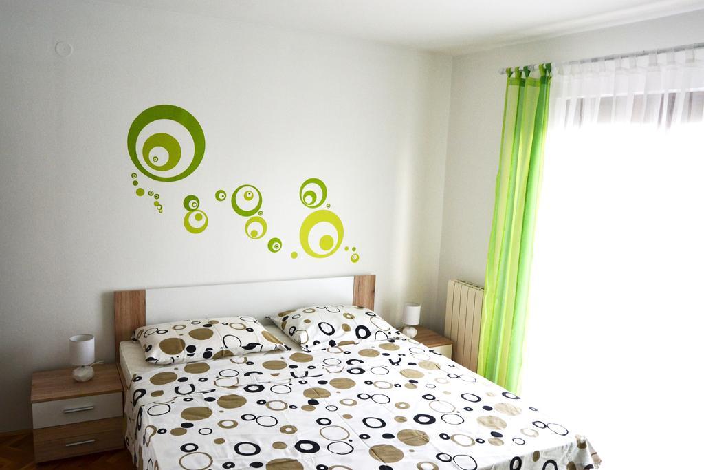 Apartments Mikulic Biograd Na Moru Extérieur photo